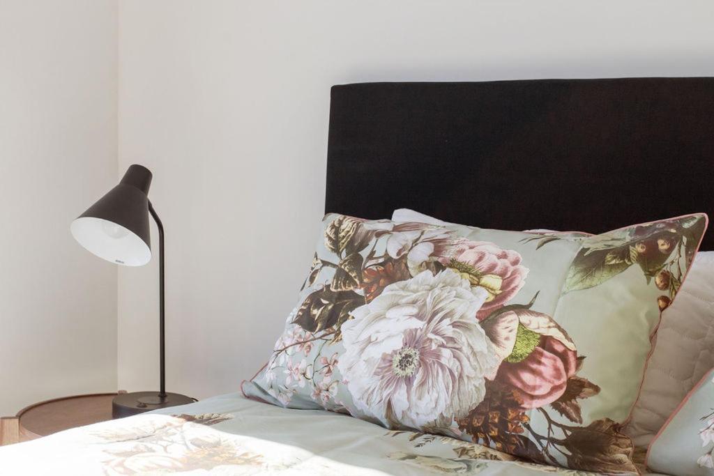 Апартаменты Stylish Brand New Sunny 3Bdrm 3Bth Garage Sleeps 6 Крайстчёрч Экстерьер фото