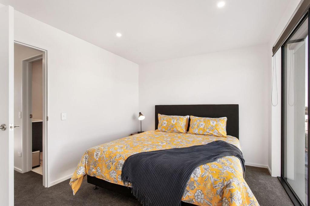 Апартаменты Stylish Brand New Sunny 3Bdrm 3Bth Garage Sleeps 6 Крайстчёрч Экстерьер фото